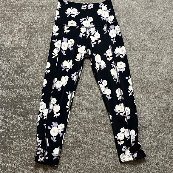 Beyond Yoga Pants - Beyond Yoga x Kate Spade Cinched Side Bow Legging Floral Garden Size Small